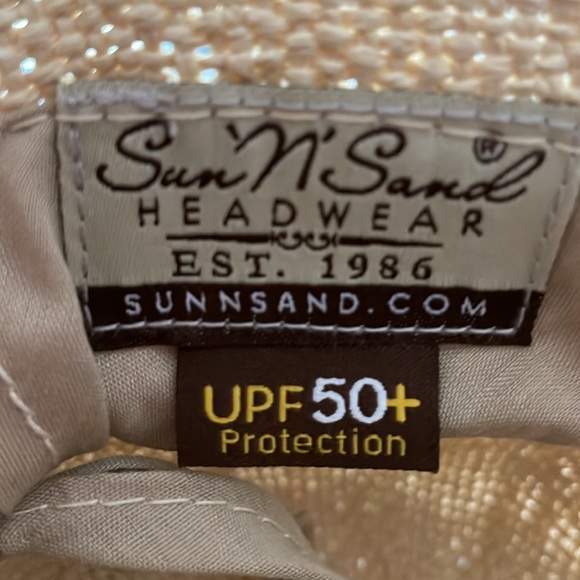 New Very Fun Bucket Style Woven Hat Neutral Color by Sun ‘N’ Sand - Picture 4 of 5